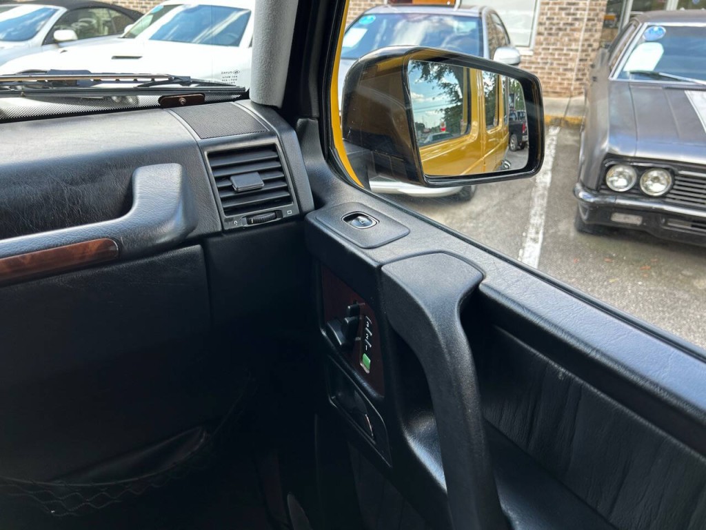 2004 Mercedes-Benz G-Class Image 45
