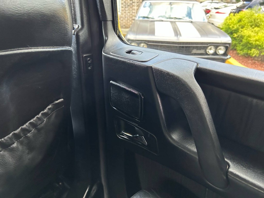 2004 Mercedes-Benz G-Class Image 49