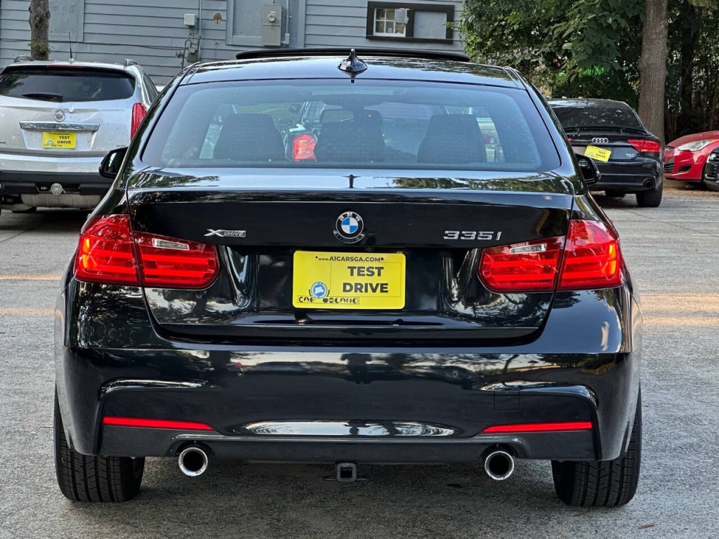 2014 BMW 3 Series Image 16