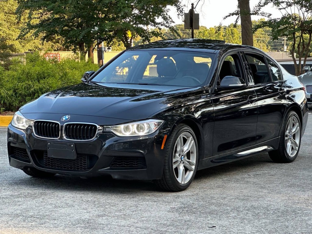 2014 BMW 3 Series Image 18
