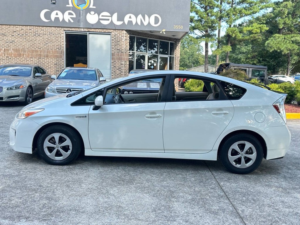 2015 Toyota Prius Image 8