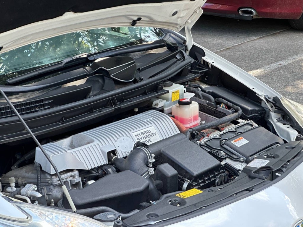 2015 Toyota Prius Image 33