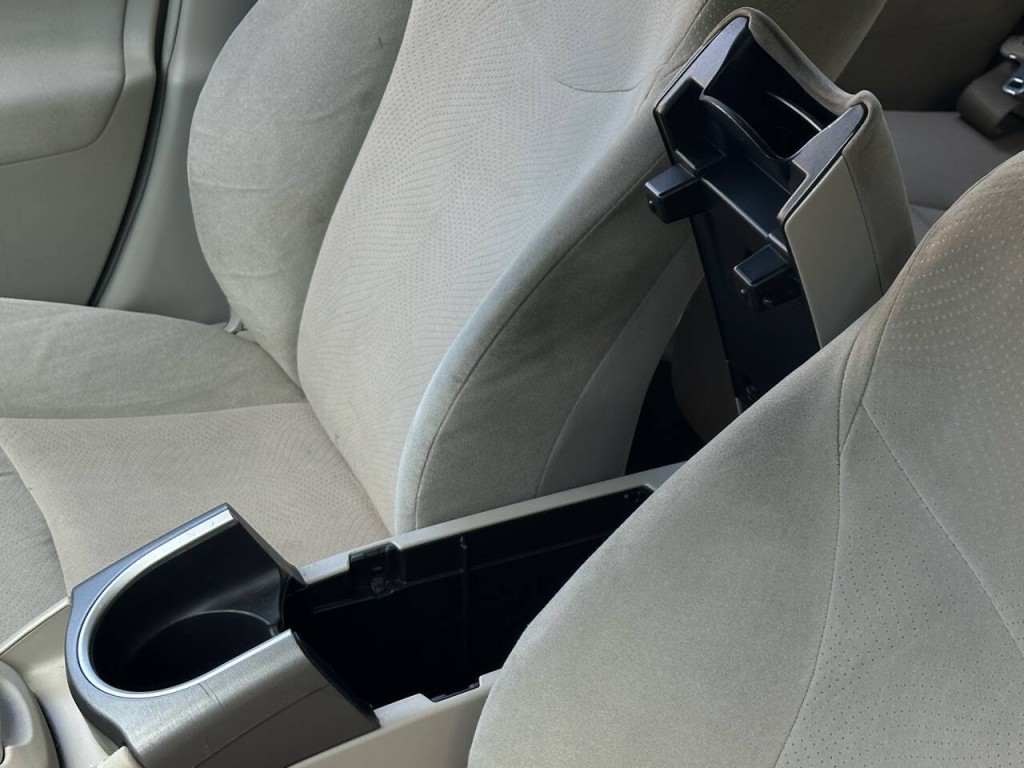 2015 Toyota Prius Image 39