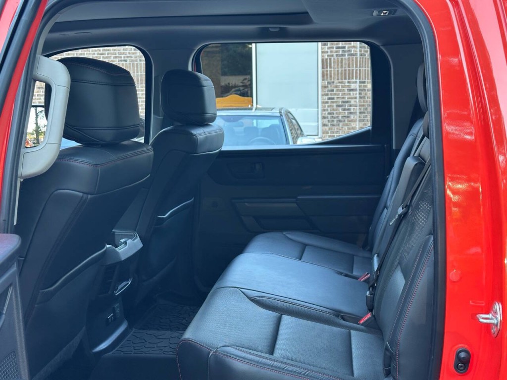 2022 Toyota Tundra Image 6