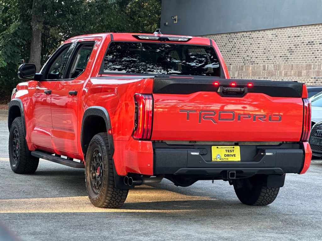 2022 Toyota Tundra Image 14
