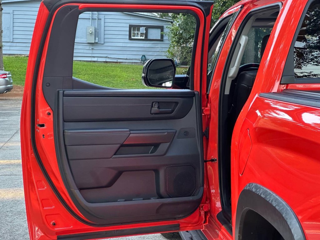 2022 Toyota Tundra Image 16