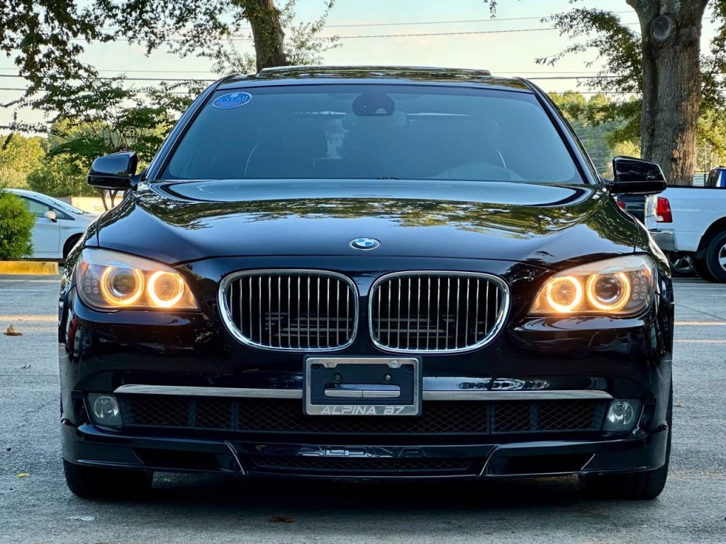 2012 BMW 7 Series Image 6