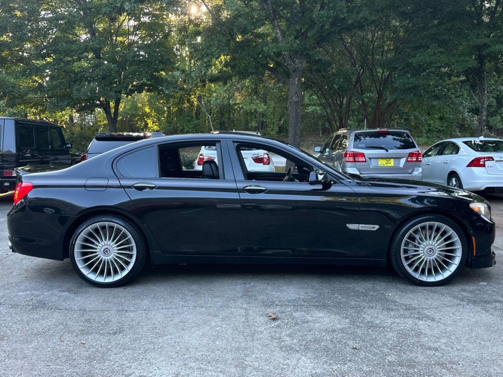 2012 BMW 7 Series Image 7