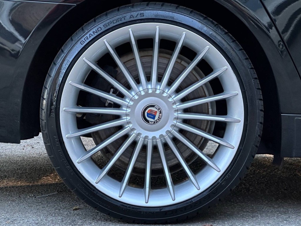 2012 BMW 7 Series Image 8