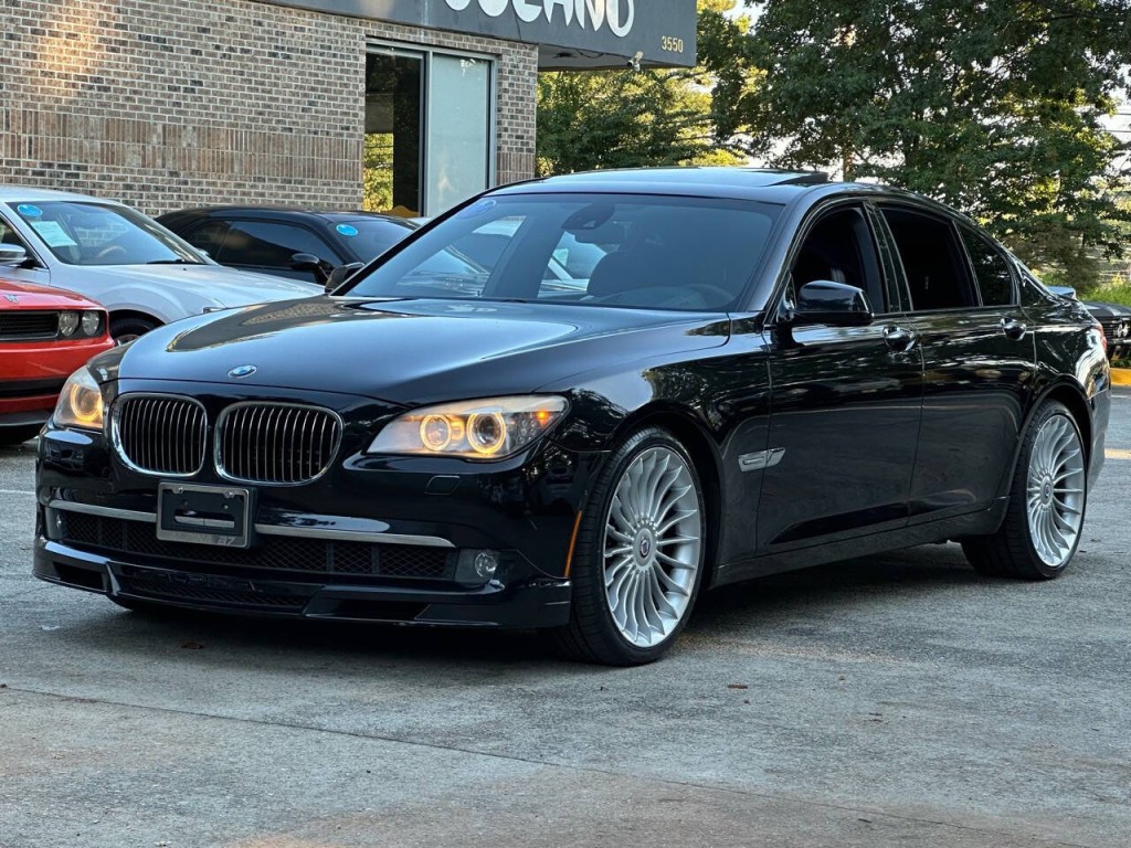2012 BMW 7 Series Image 30