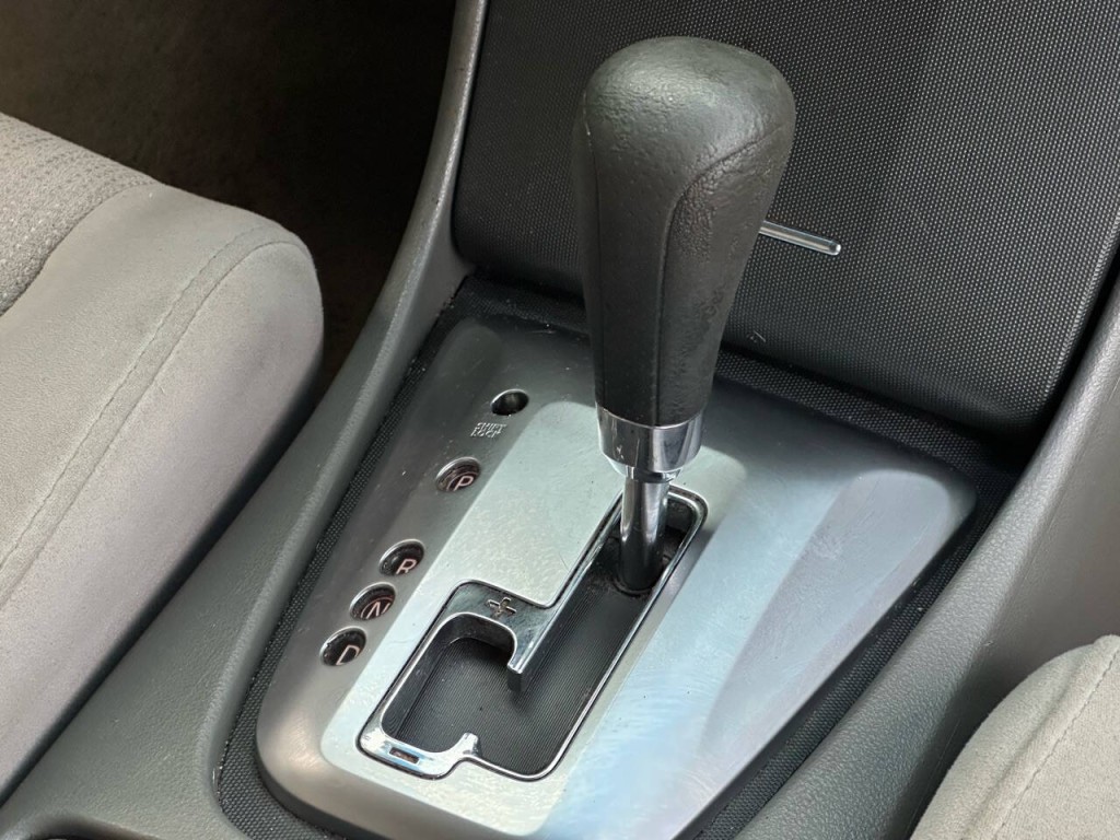 2010 Nissan Altima Image 21