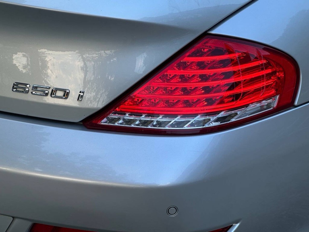 2010 BMW 6 Series Image 12