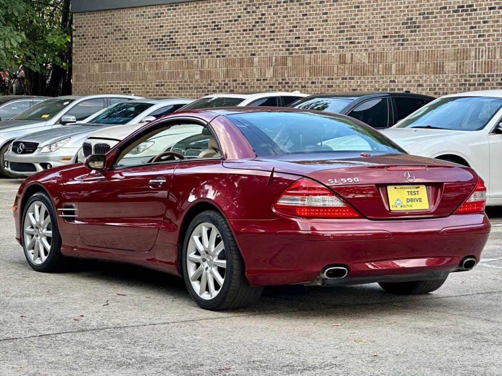 2007 Mercedes-Benz SL-Class Image 12