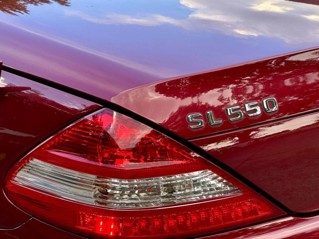 2007 Mercedes-Benz SL-Class Image 25