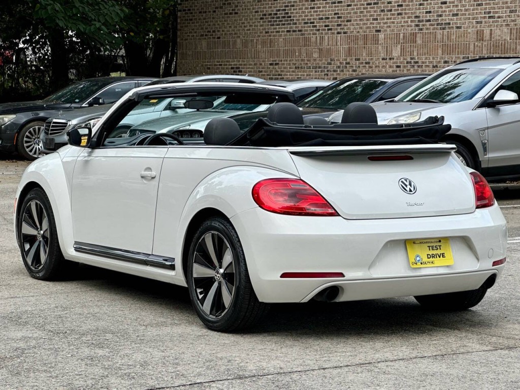 2013 Volkswagen Beetle Image 41