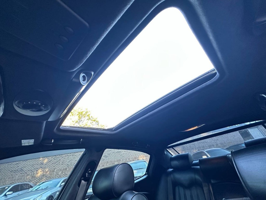2007 Maserati Quattroporte Image 24