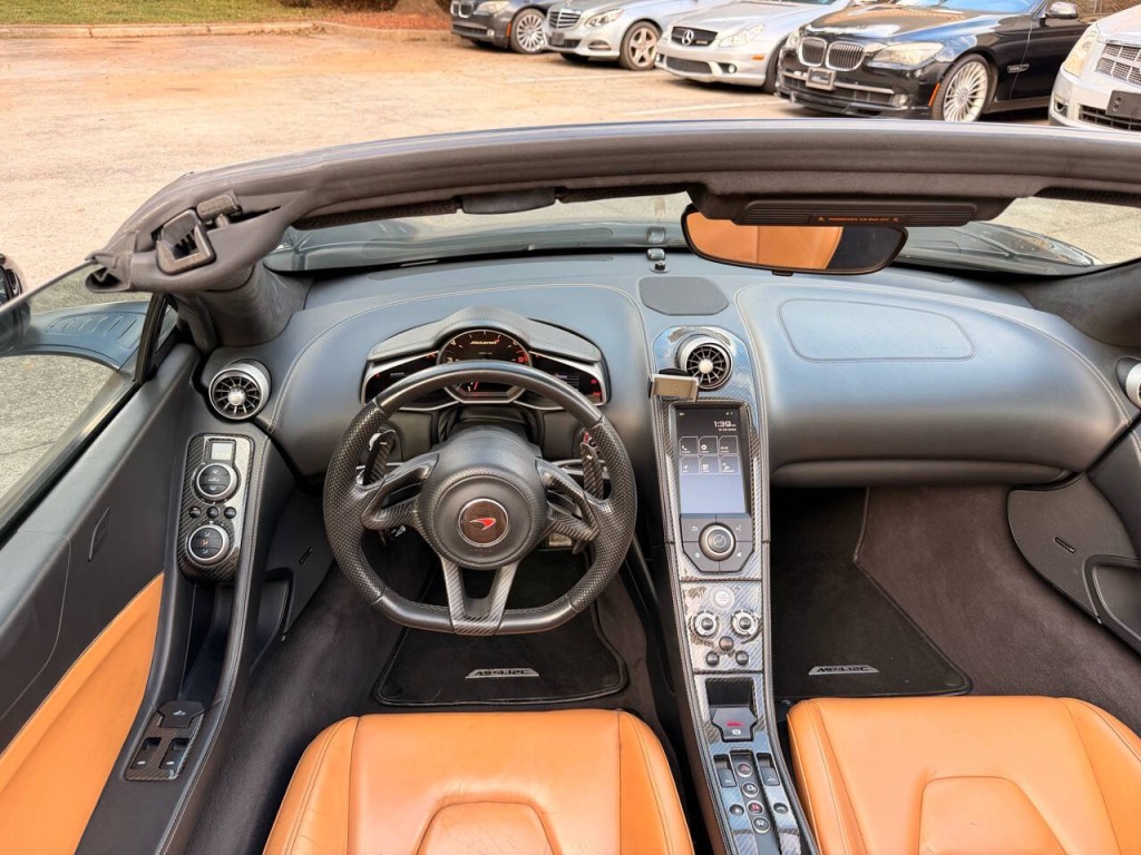 2013 McLaren MP4-12C SPIDER Image 26