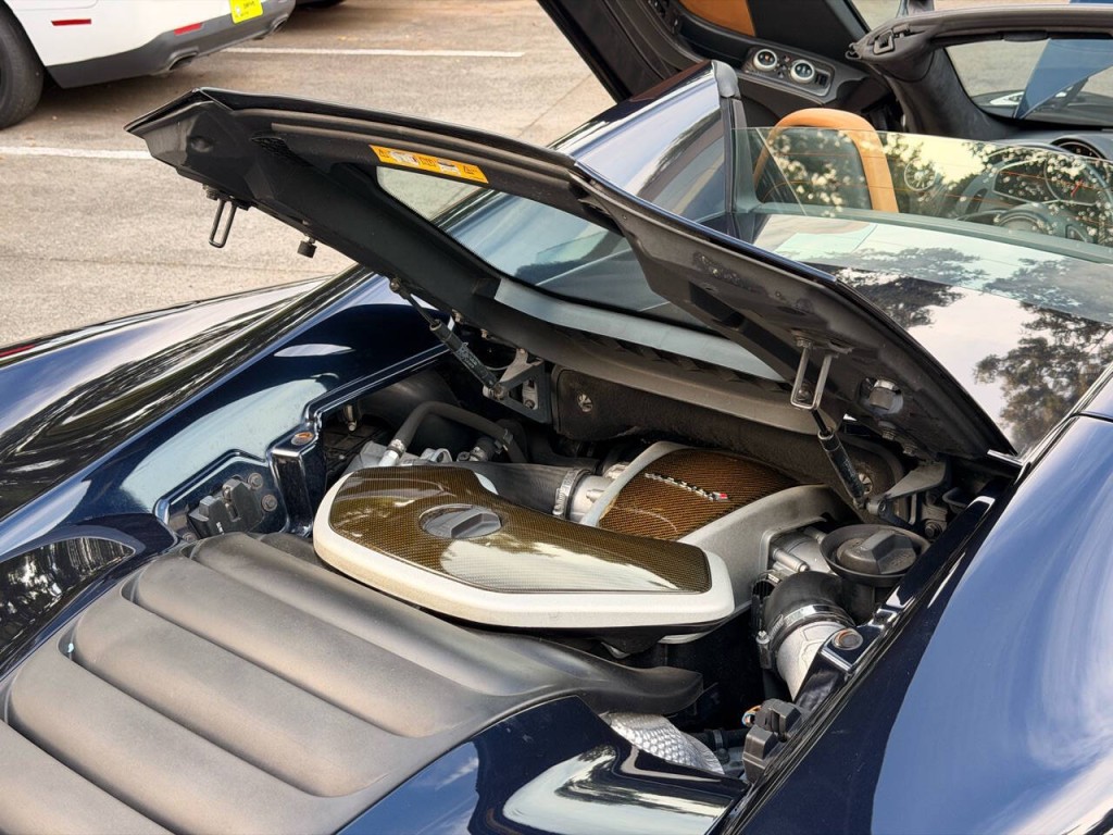 2013 McLaren MP4-12C SPIDER Image 9