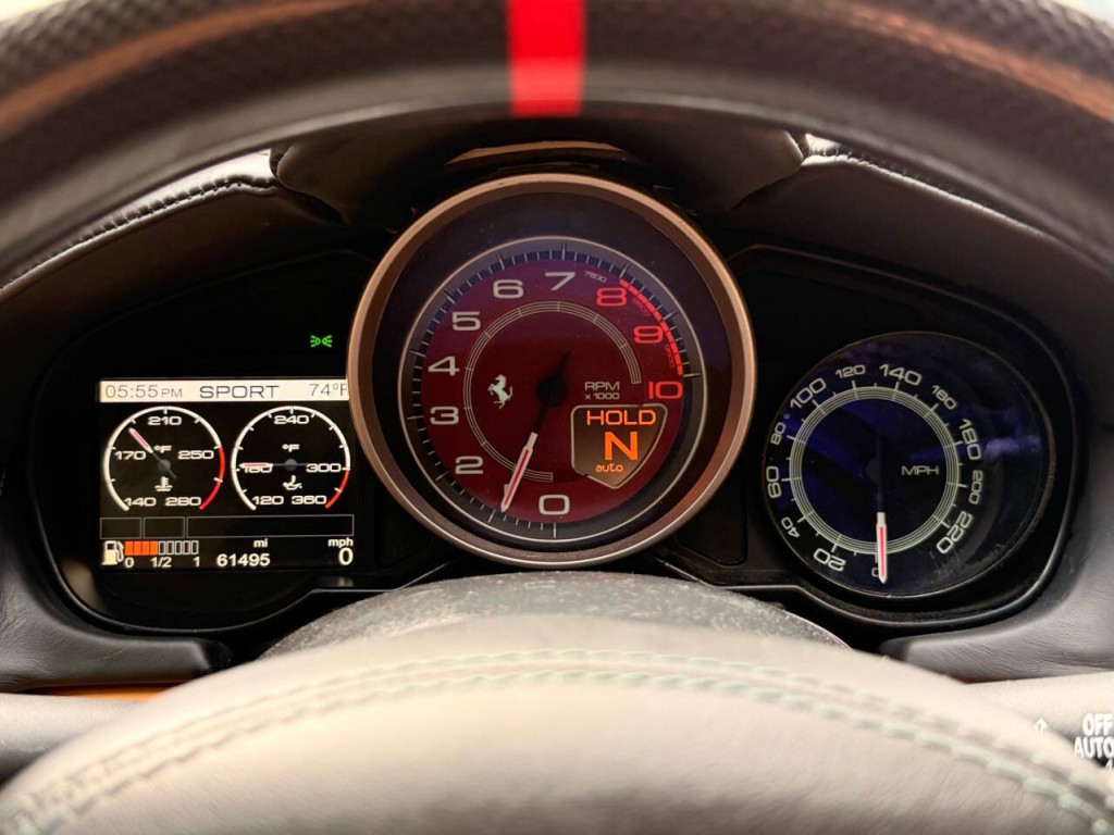 2010 Ferrari California Image 9