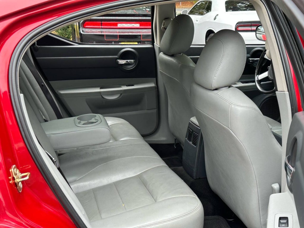2006 Dodge Charger Image 4