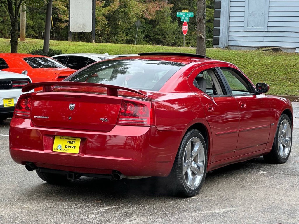2006 Dodge Charger Image 10
