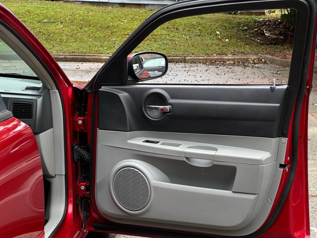 2006 Dodge Charger Image 27