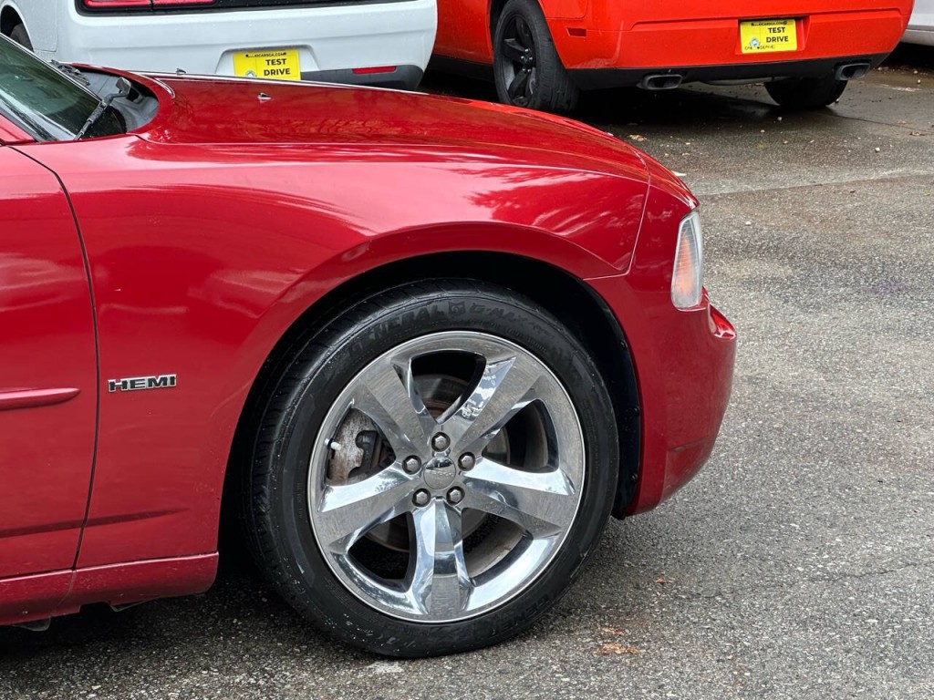 2006 Dodge Charger Image 35