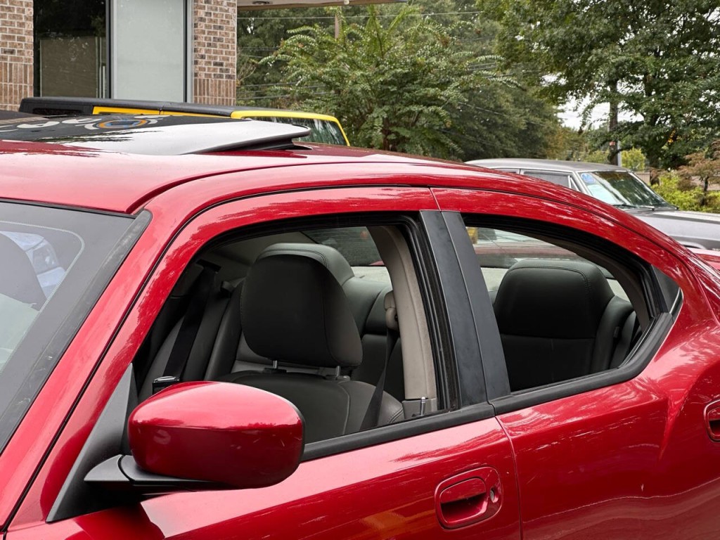 2006 Dodge Charger Image 37