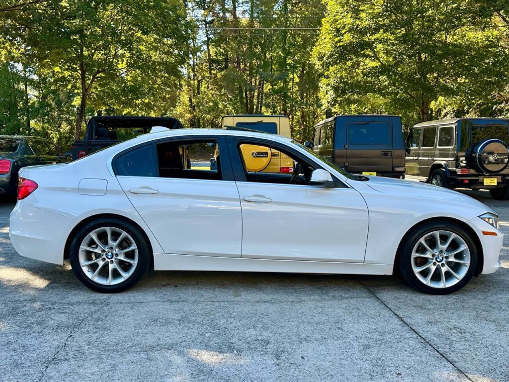 2015 BMW 3 Series Image 7