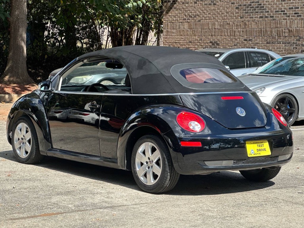 2007 Volkswagen Beetle Image 7