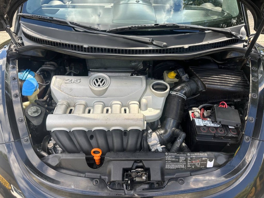 2007 Volkswagen Beetle Image 16