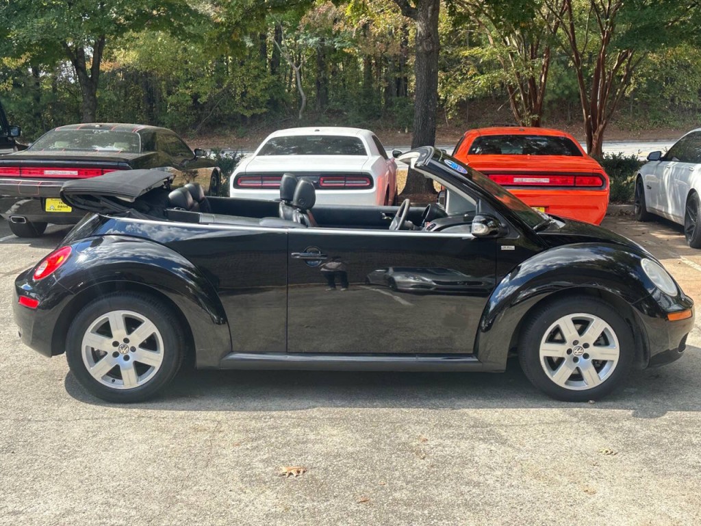2007 Volkswagen Beetle Image 26