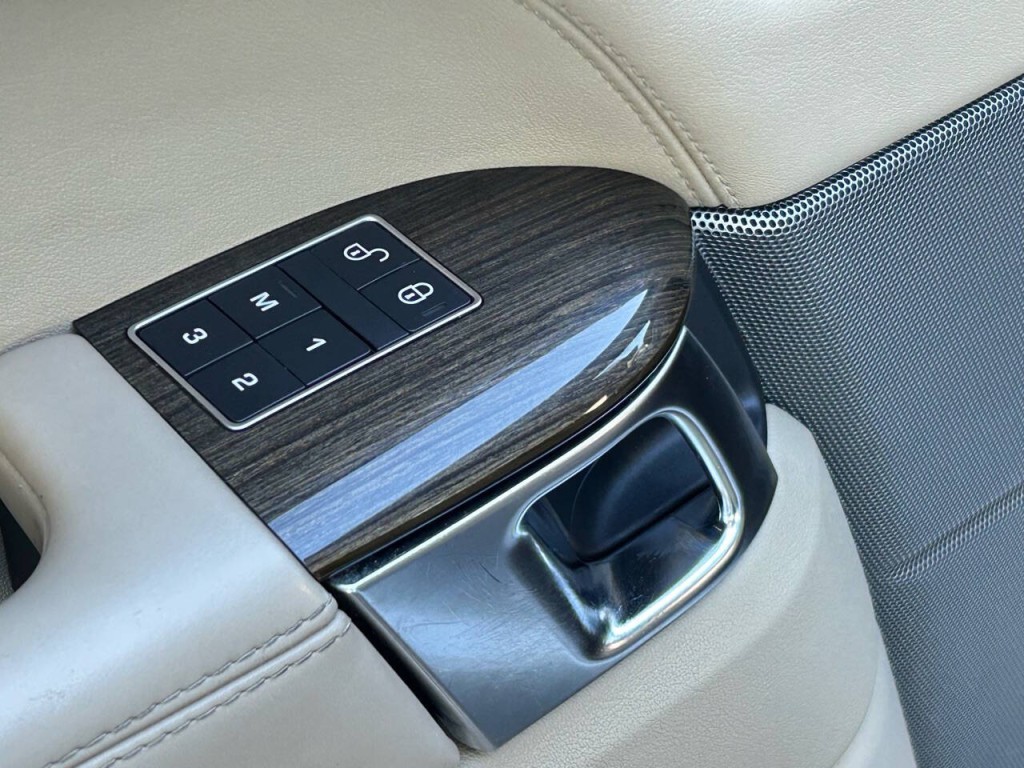 2017 Land Rover Range Rover Sport Image 29