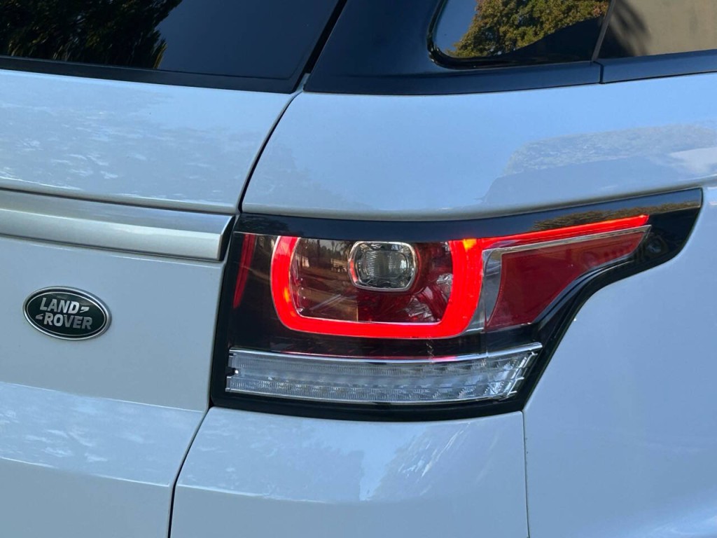 2017 Land Rover Range Rover Sport Image 53