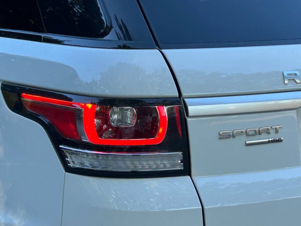 2017 Land Rover Range Rover Sport Image 54