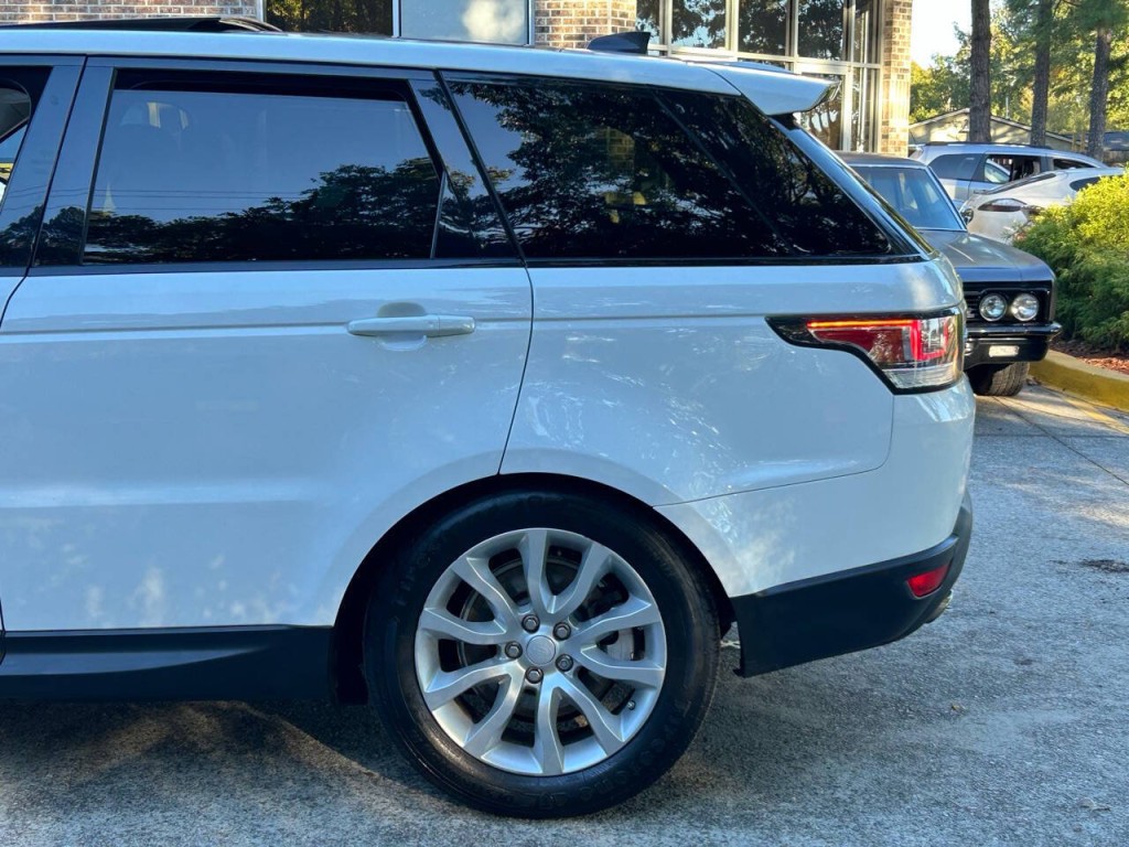 2017 Land Rover Range Rover Sport Image 57