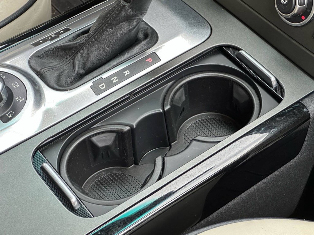 2012 Land Rover Range Rover Image 21