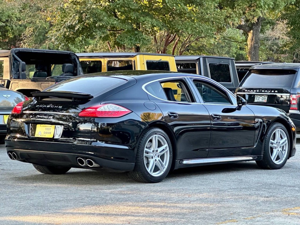 2010 Porsche Panamera Image 7