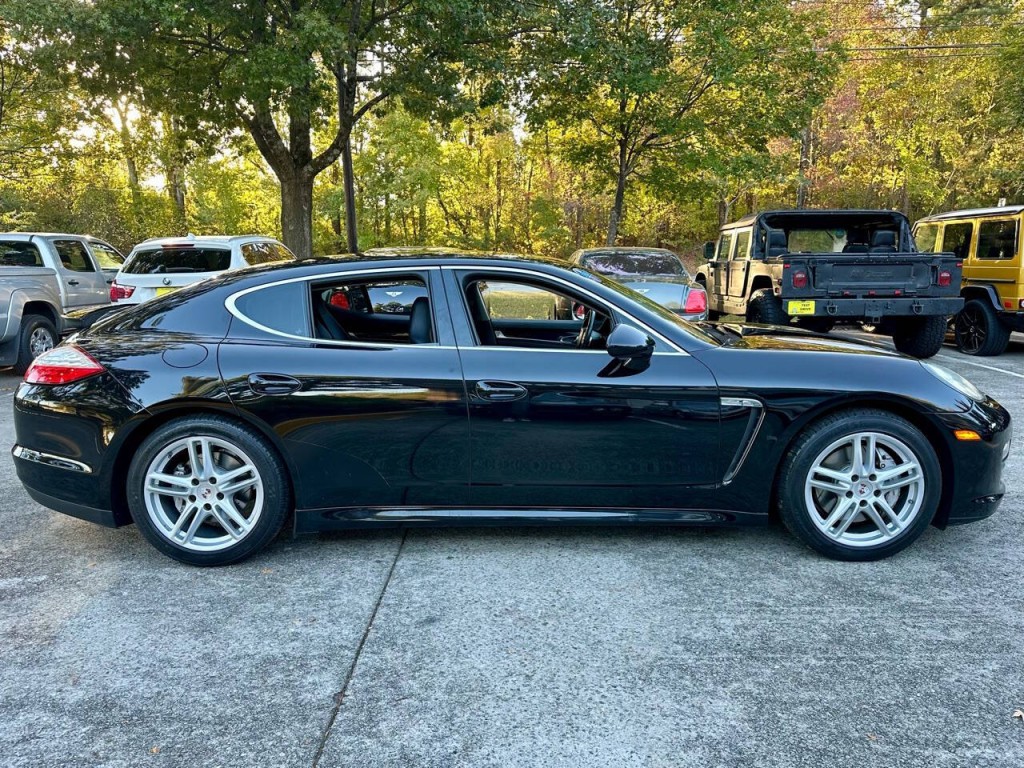 2010 Porsche Panamera Image 8