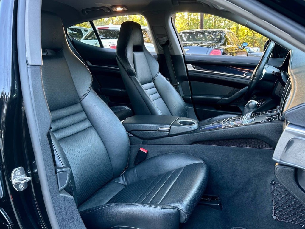 2010 Porsche Panamera Image 42
