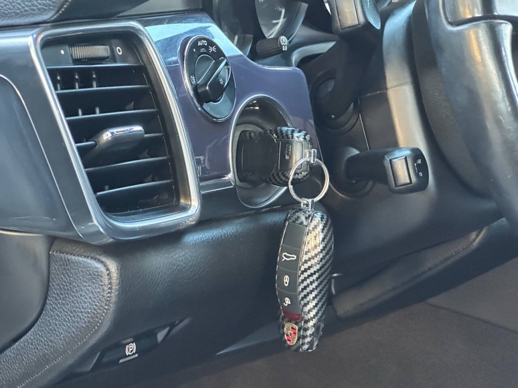 2010 Porsche Panamera Image 51