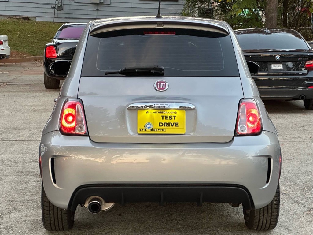 2015 FIAT 500 Image 5