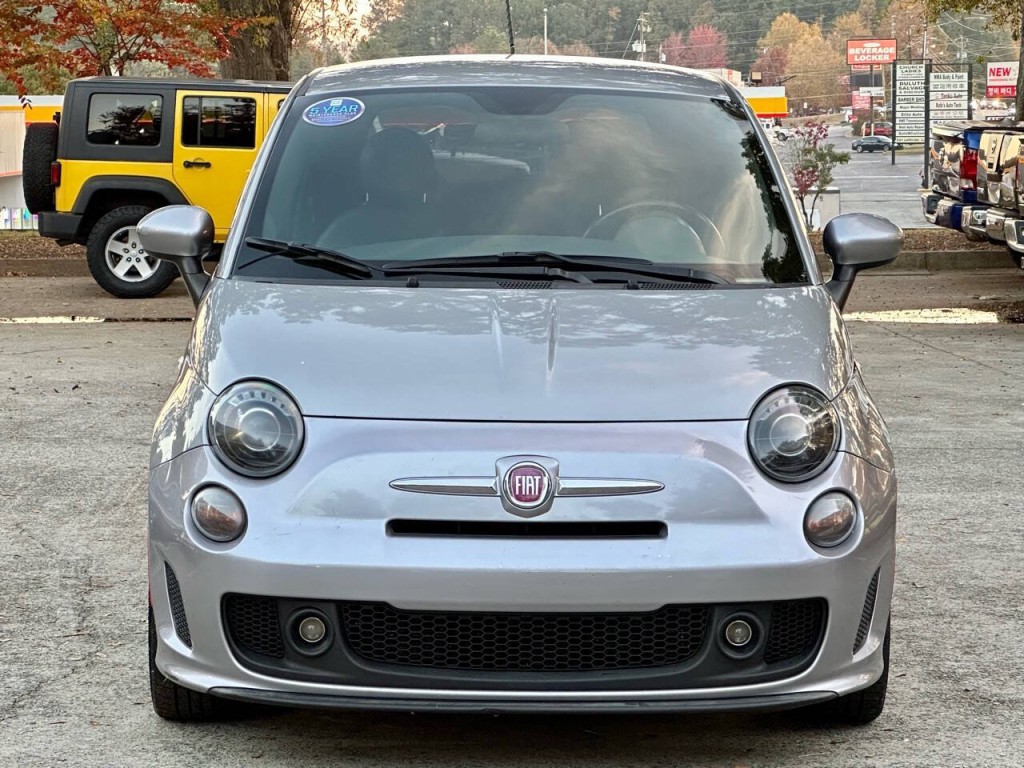 2015 FIAT 500 Image 6
