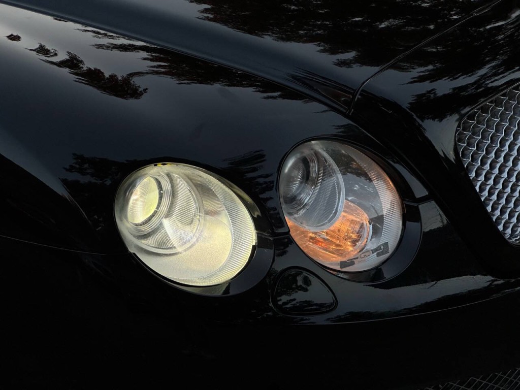 2008 Bentley Continental Image 33