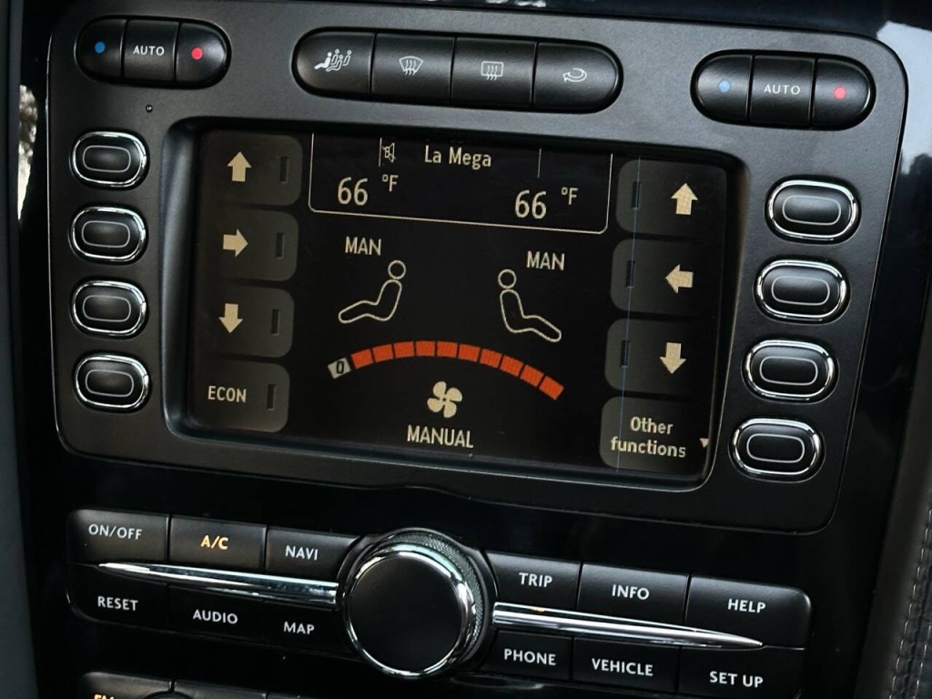 2008 Bentley Continental Image 39