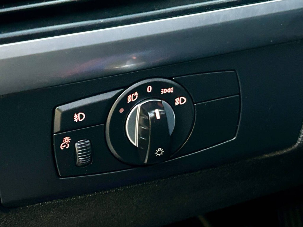 2012 BMW X5 Image 12