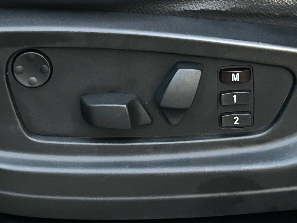 2012 BMW X5 Image 19