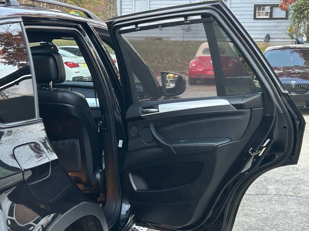 2012 BMW X5 Image 21