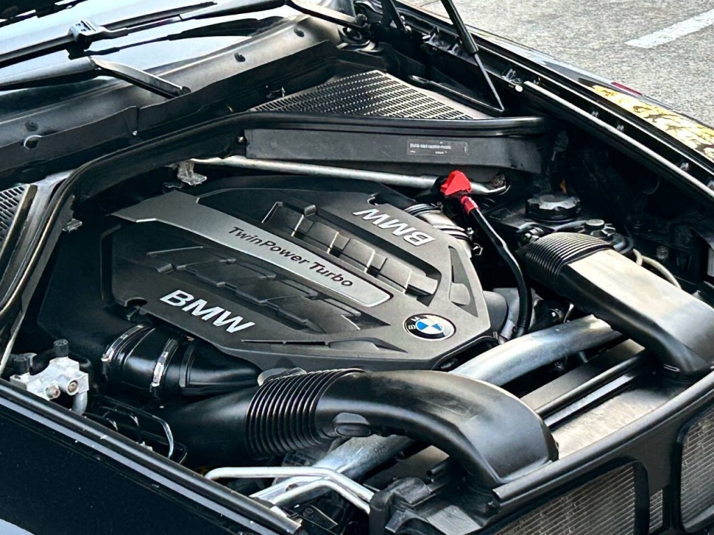 2012 BMW X5 Image 25