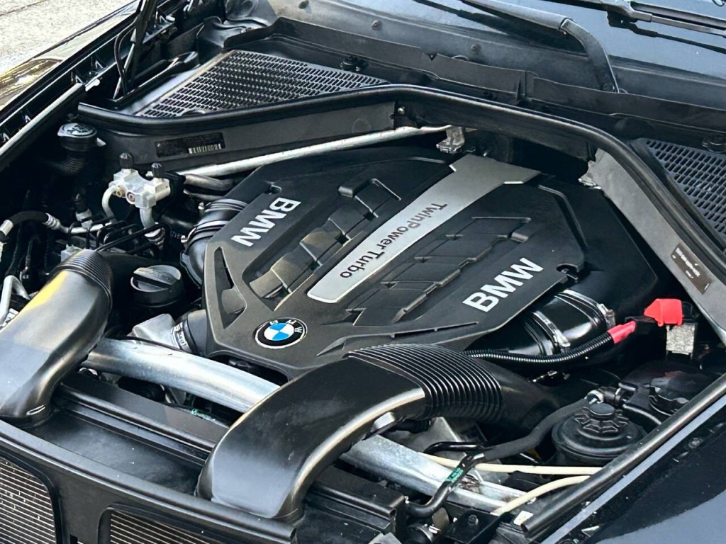 2012 BMW X5 Image 35